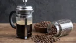 Kaffeepresse und Bohnen: Die besten Kaffeebohnen fuer Anfaenger erklaert
