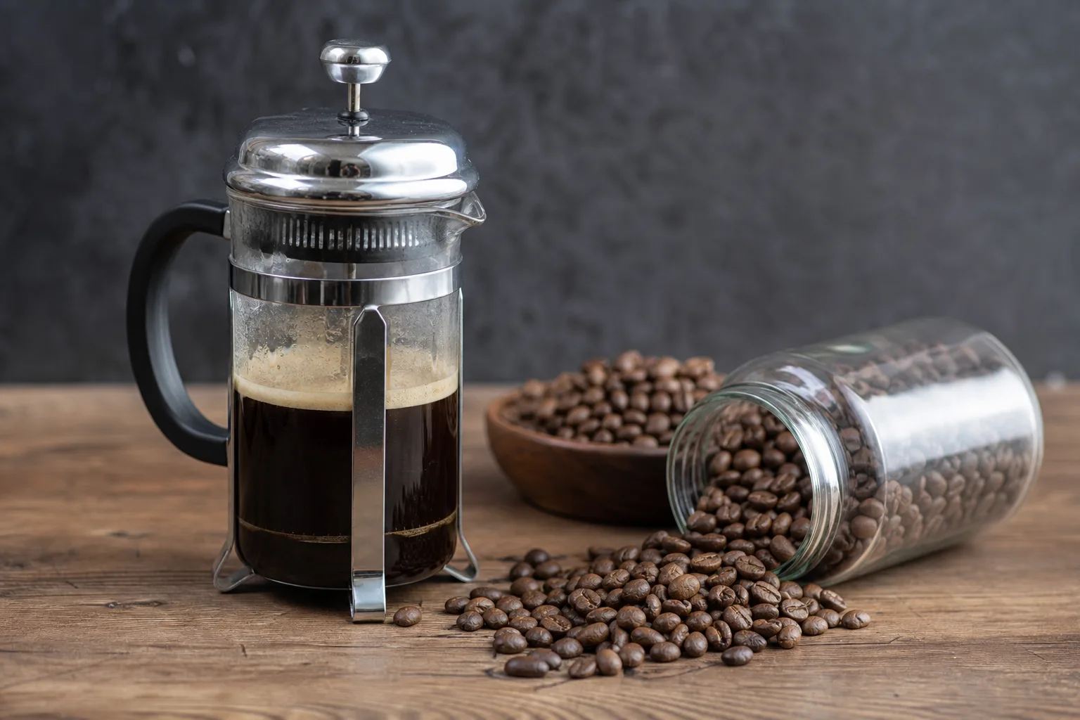 Kaffeepresse und Bohnen: Die besten Kaffeebohnen fuer Anfaenger erklaert